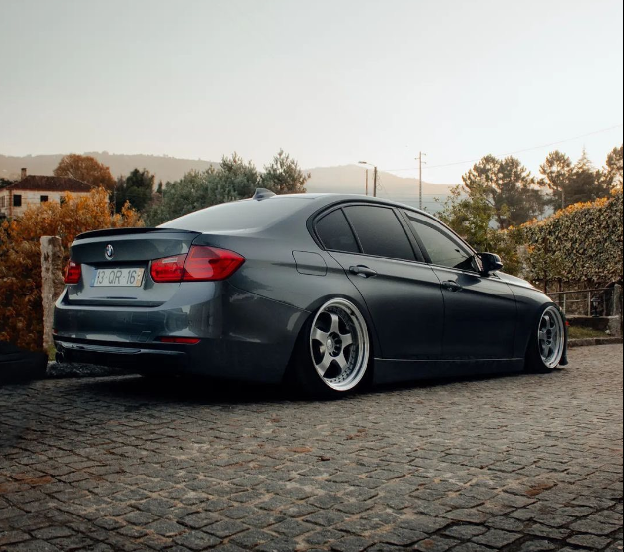 BMW F30
